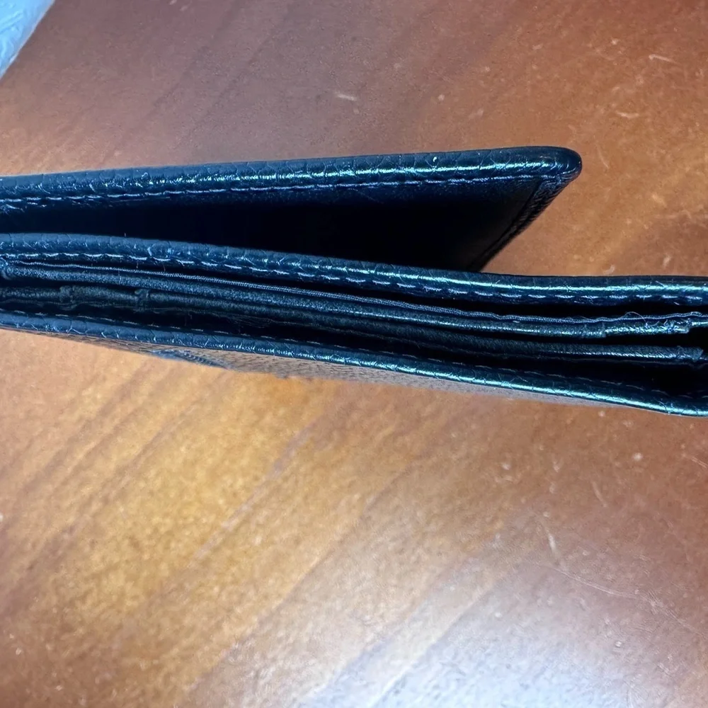 Chanel Black leather wallet